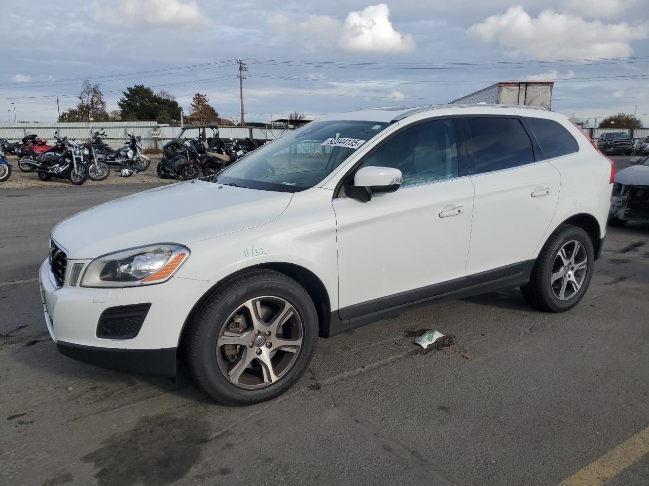 2013 VOLV Xc60 VIN YV4902DZ2D2415940 photo 1
