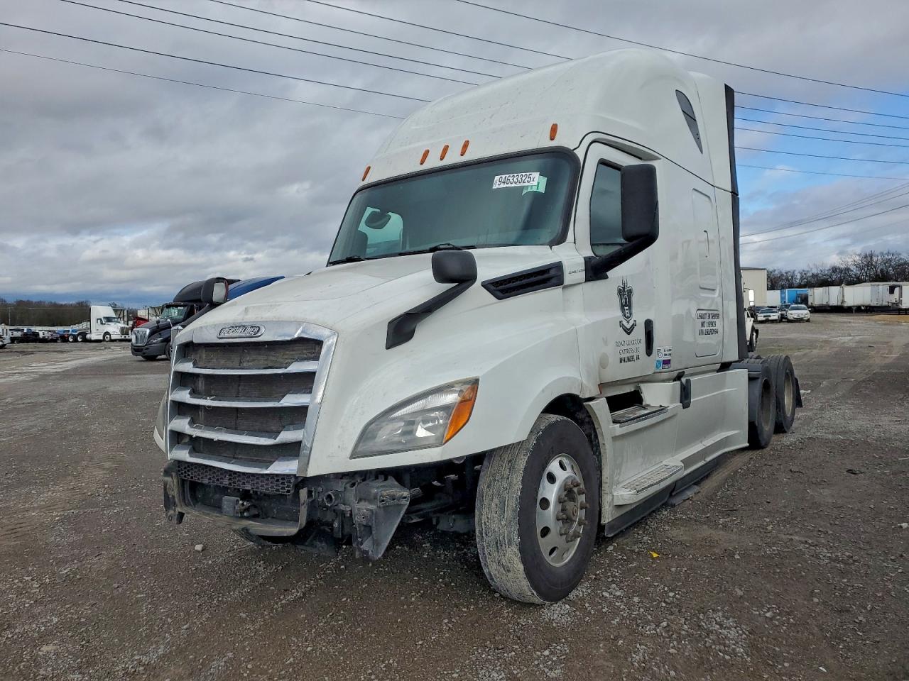 2020 FREIGHTLINER All other VIN 3AKJHHDR7LSLR0194 photo 2