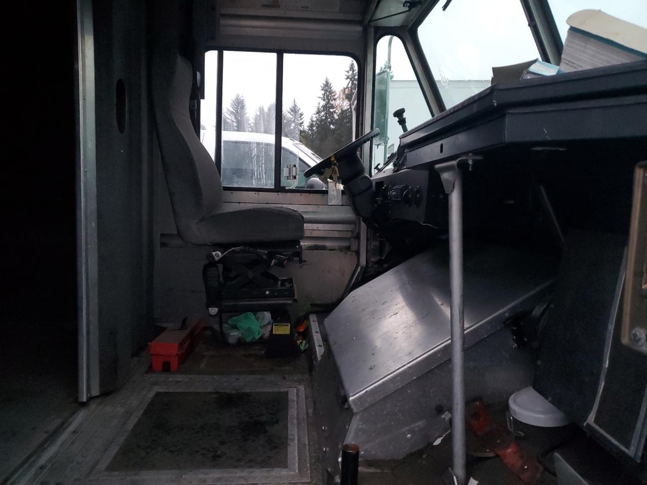 2009 WRKH Delivery t VIN 5B4KPD27293436730 photo 7