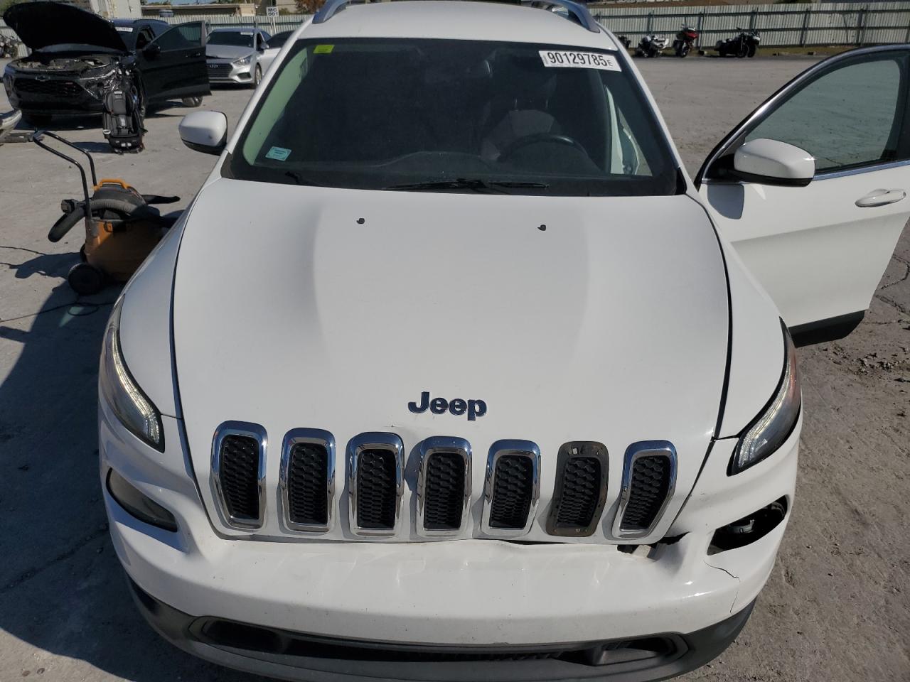 2017 Jeep Grand cher VIN 1C4PJLCB3HW592674 photo 12