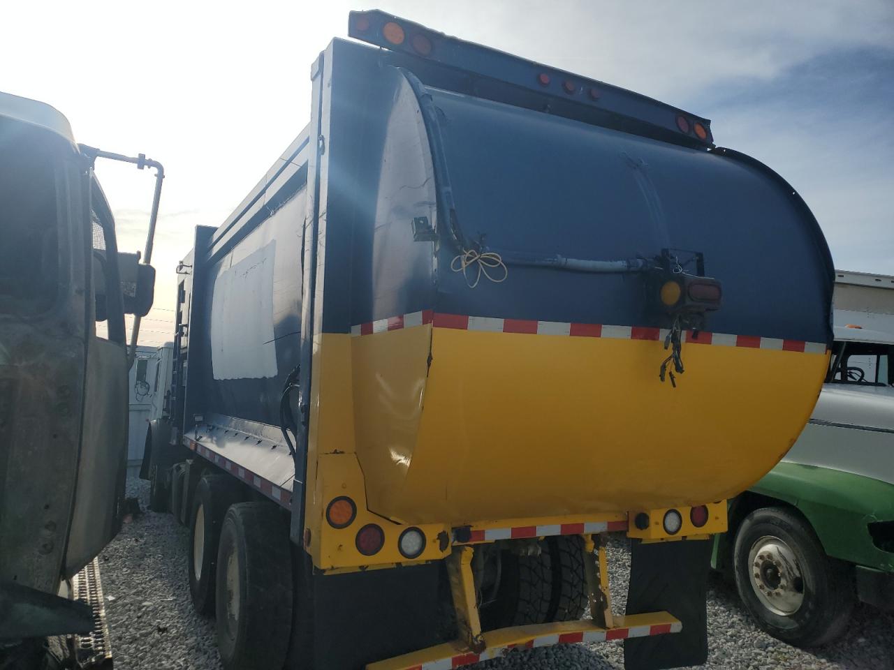 2013 MACK All models VIN 1M2AU02C9DM007541 photo 3