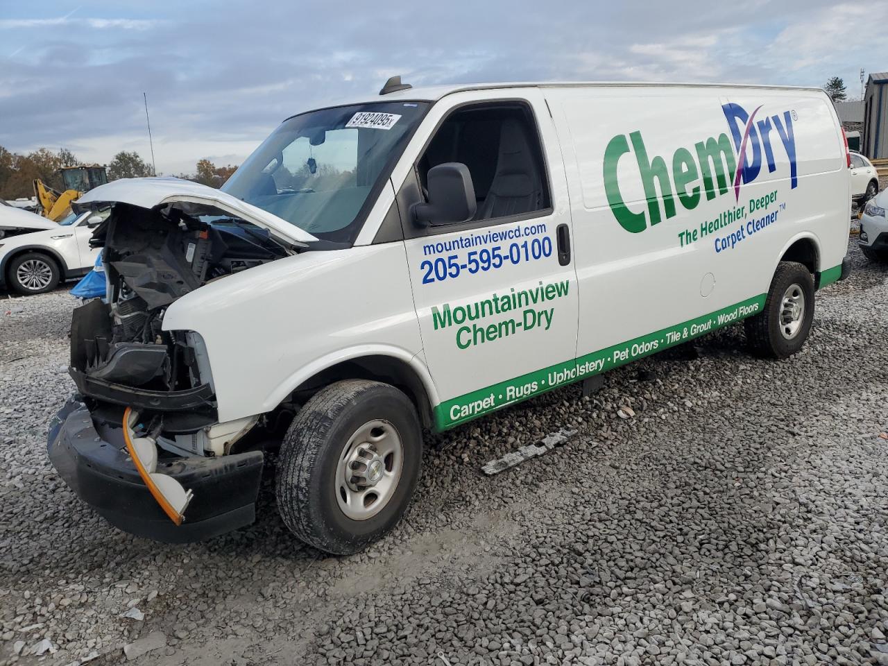 2022 Chevrolet Express g2500 VIN 1GCWGBFP0N1184640 photo 1