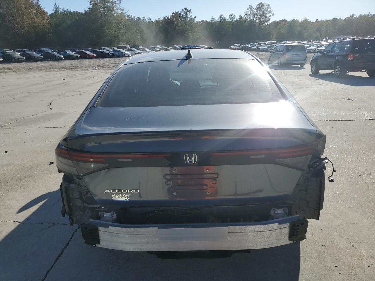 2024 Honda Accord VIN 1HGCY1F25RA085530 photo 6