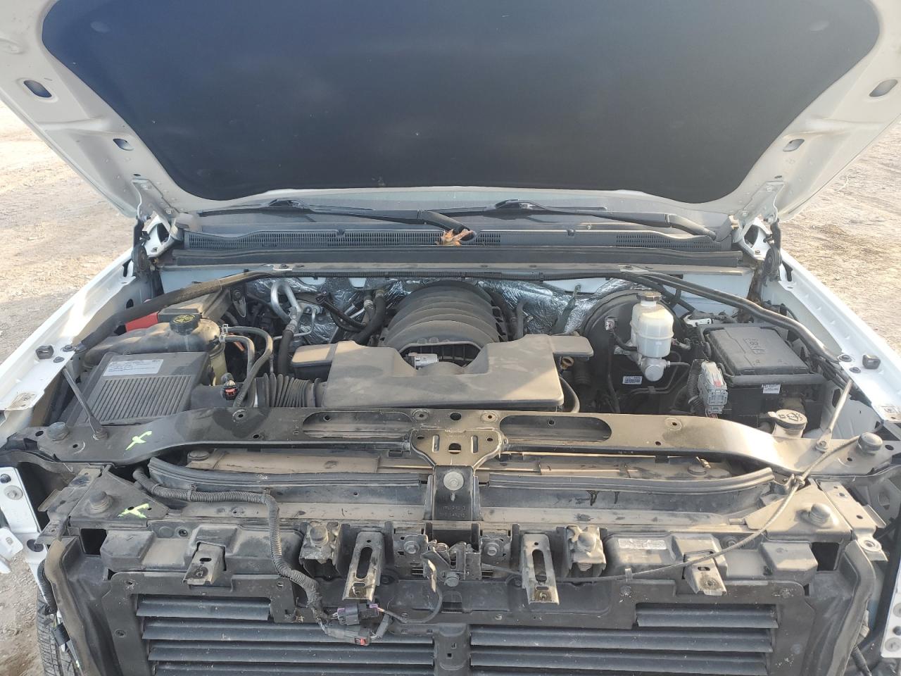 2017 Chevrolet Suburban VIN 1GNSCHKC9HR135854 photo 12