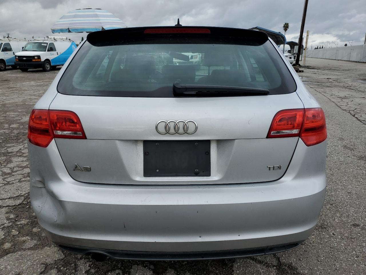 2011 Audi A3 VIN WAUKJAFM0BA099533 photo 6