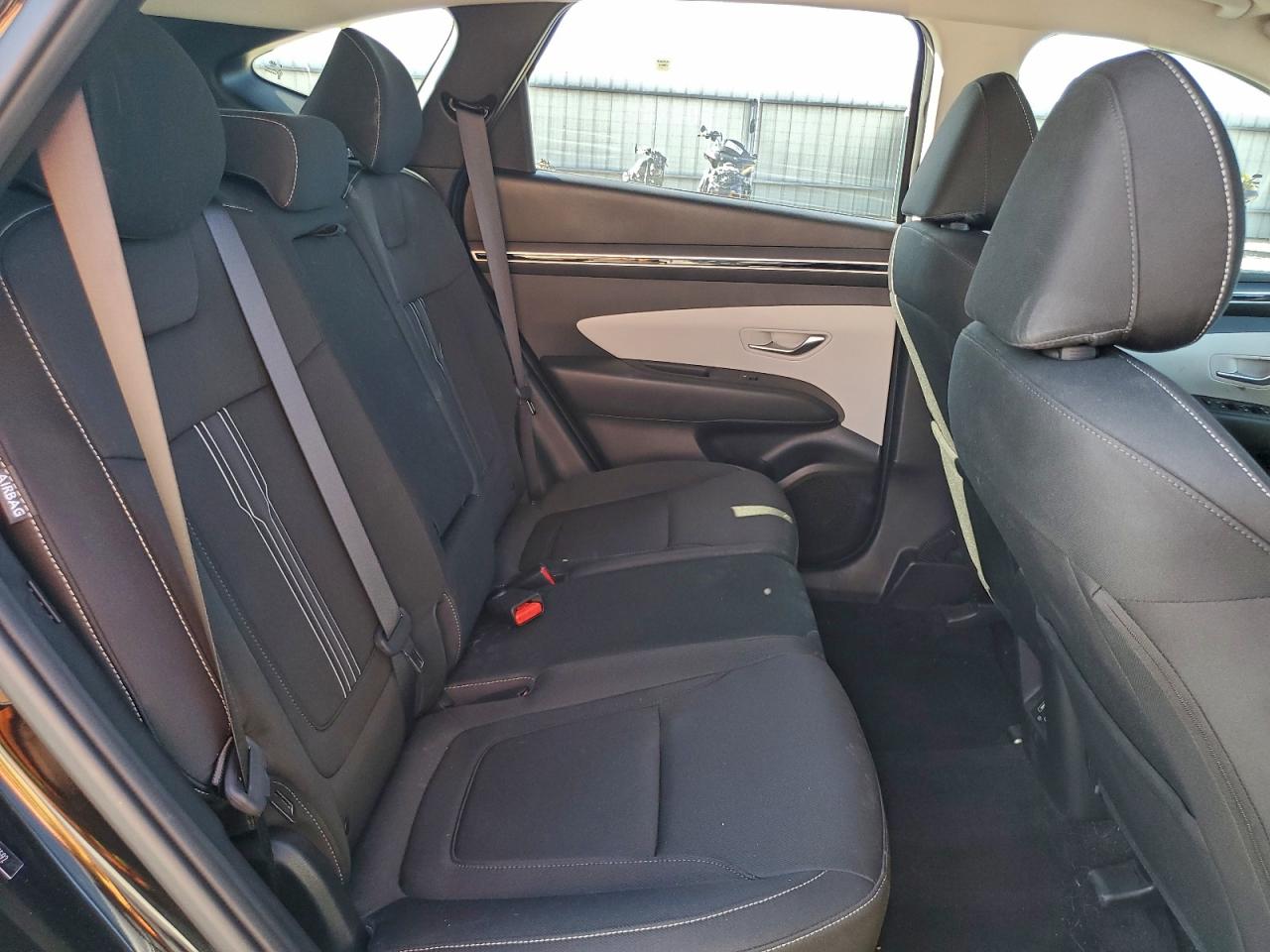 2024 Hyundai Tucson VIN 5NMJB3DE1RH423592 photo 11