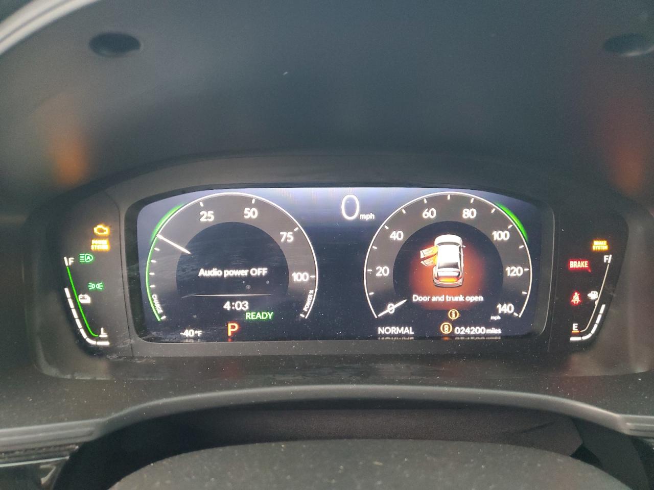 2025 Honda Civic VIN 2HGFE4F86SH303400 photo 9