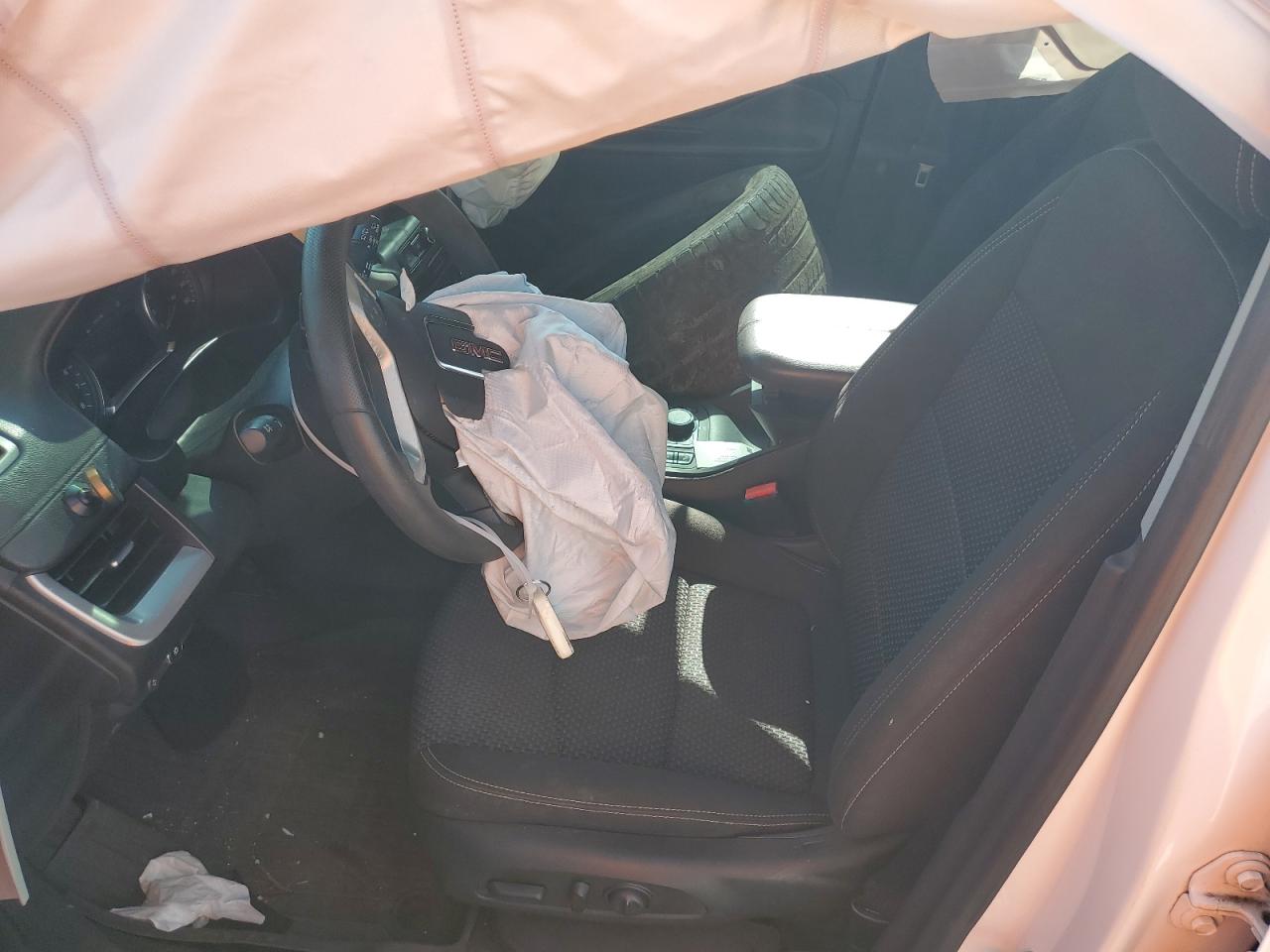 2022 GMC Terrain VIN 3GKALMEV0NL252451 photo 7