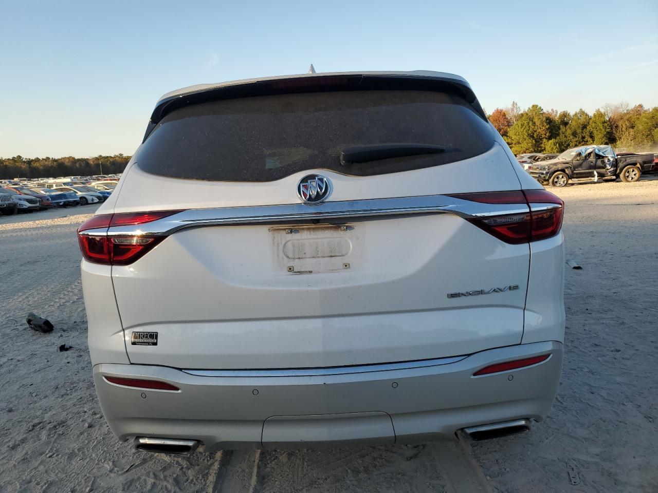 2019 Buick Enclave VIN 5GAERBKWXKJ235206 photo 6