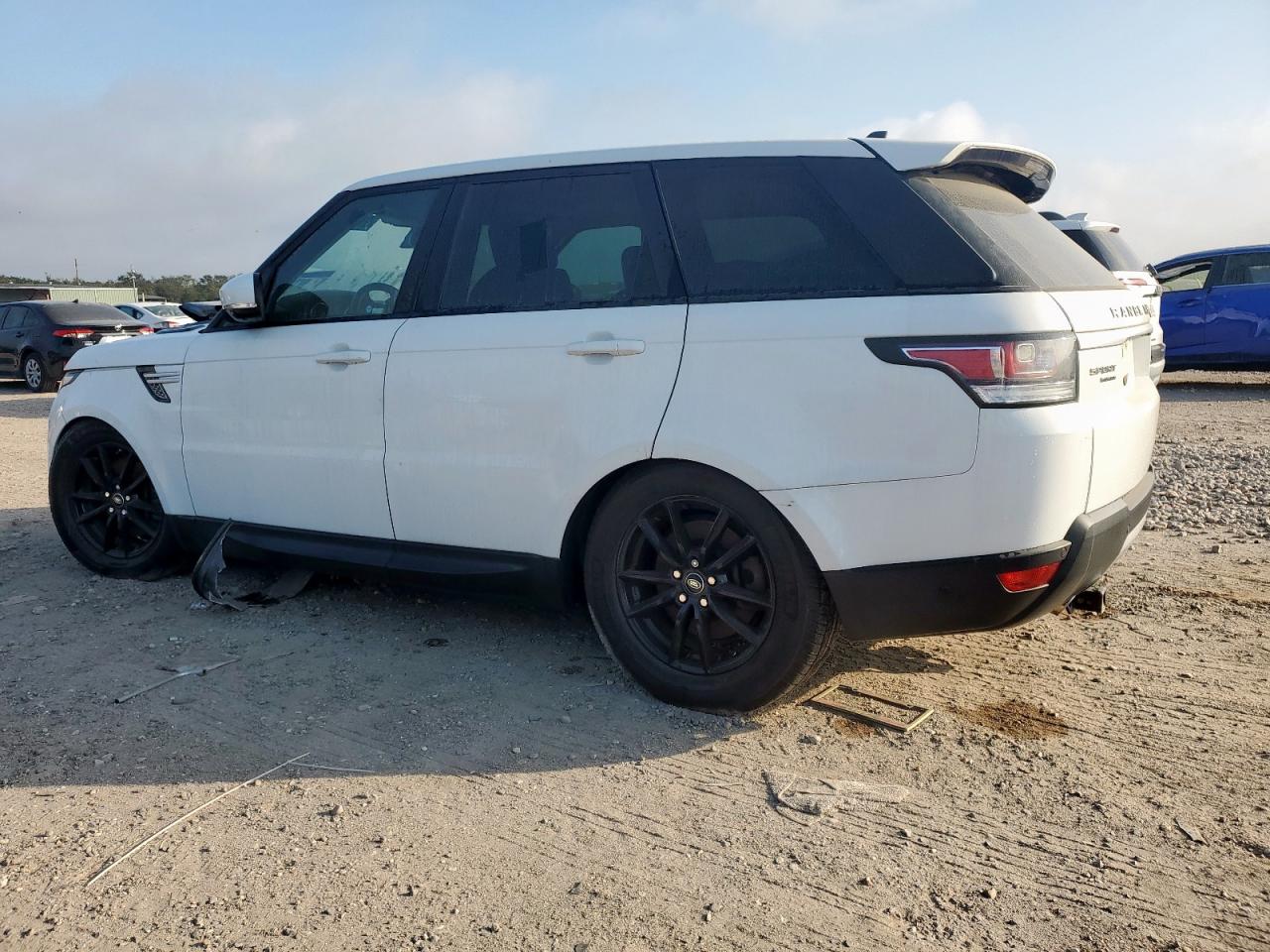 2016 Land Rangerover VIN SALWR2KF4GA644031 photo 2