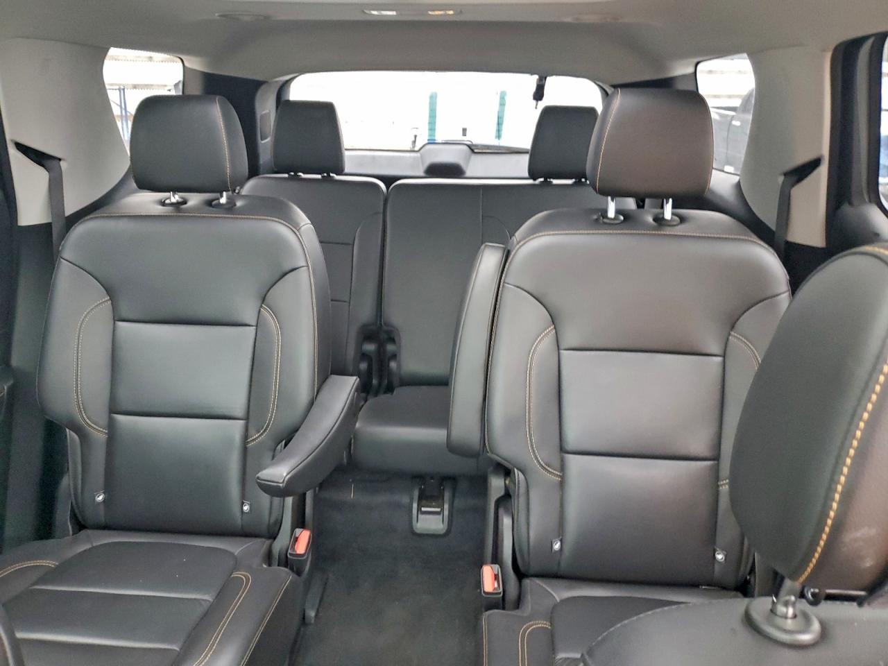 2021 Chev Traverse VIN 1GNEVJKW1MJ195998 photo 10