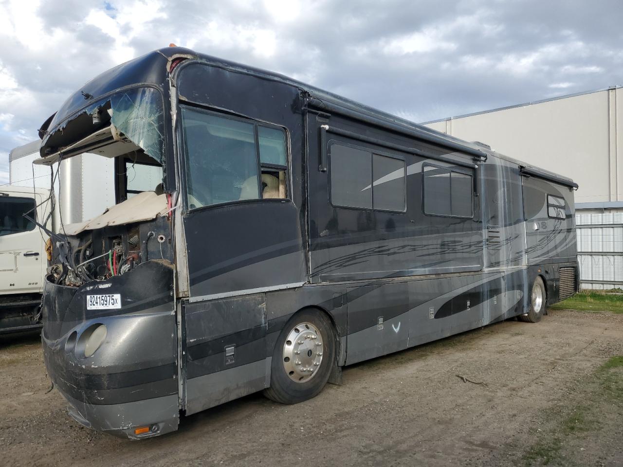 2005 FREIGHTLINER All other VIN 4UZABFCYX5CU60271 photo 2