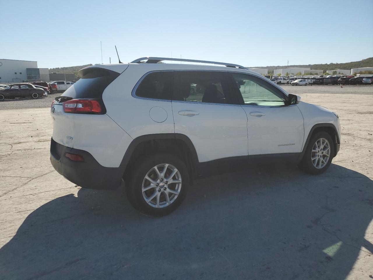 2017 Jeep Grand cher VIN 1C4PJLCB3HW592674 photo 3