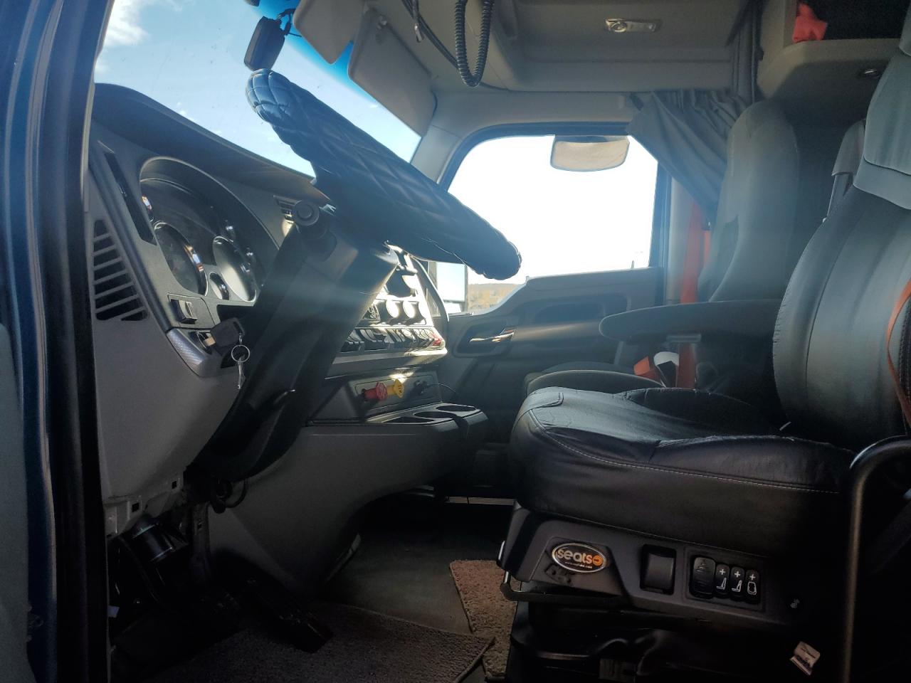2020 KENWORTH All other VIN 1XKYDP9X3LJ379420 photo 5