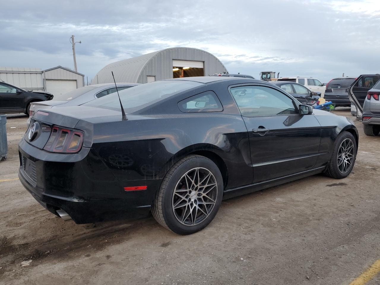 2014 Ford All models VIN 1ZVBP8AM0E5306319 photo 3