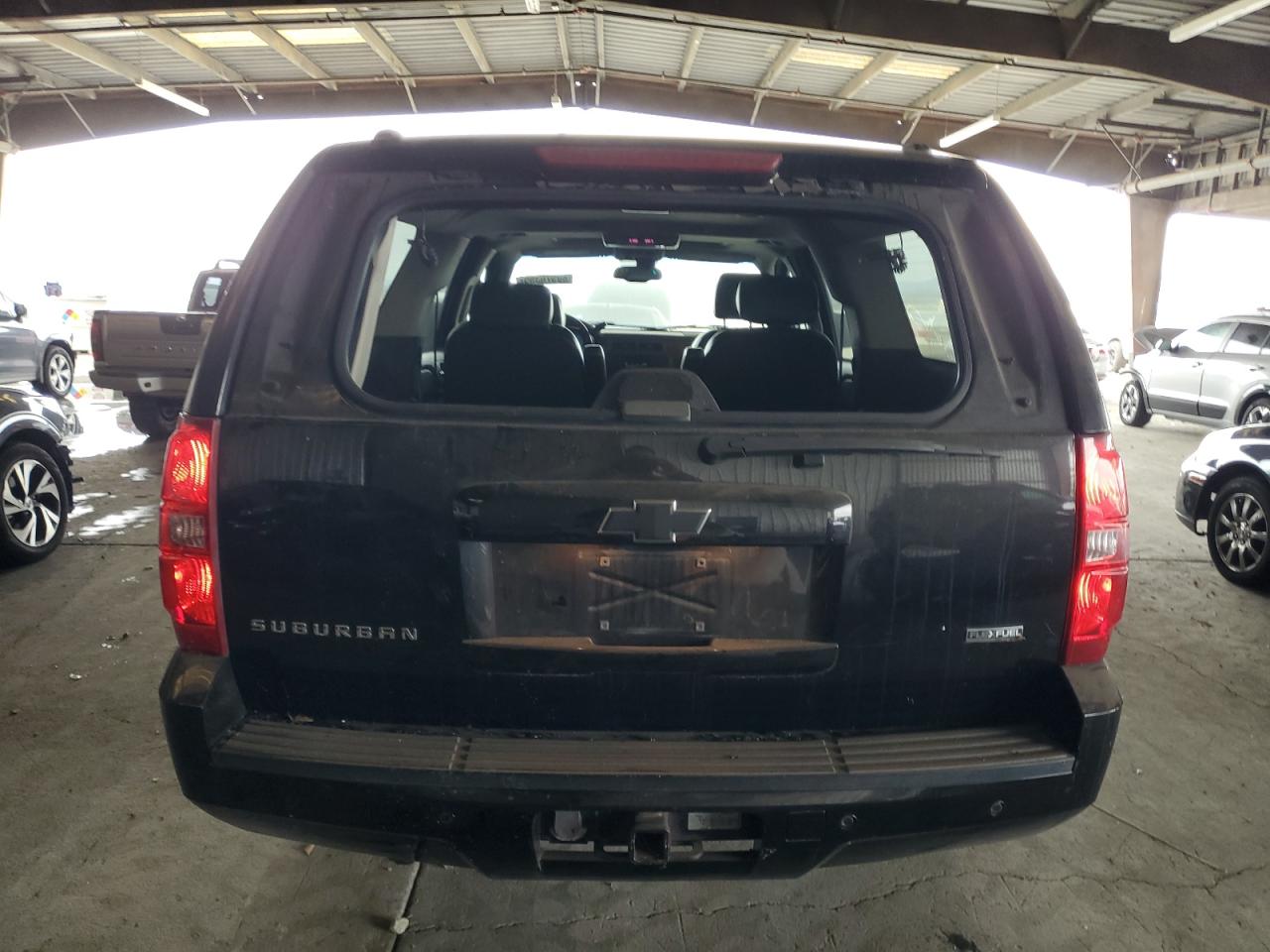 2007 Chevrolet Suburban VIN 3GNFC16067G214518 photo 6