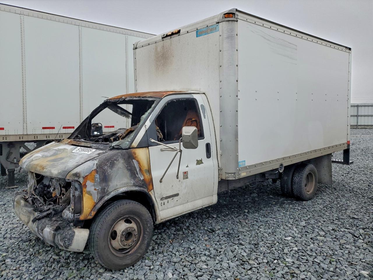 2002 Chevrolet All models VIN 1GBJG31R821107328 photo 1