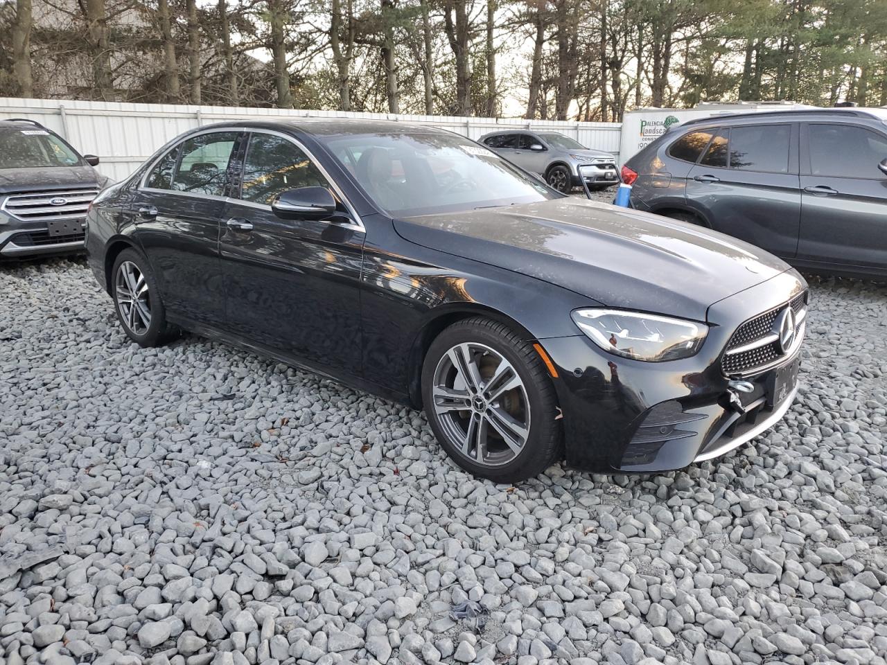 2023 Mercedes-Benz E-class VIN W1KZF8EB0PB111604 photo 4