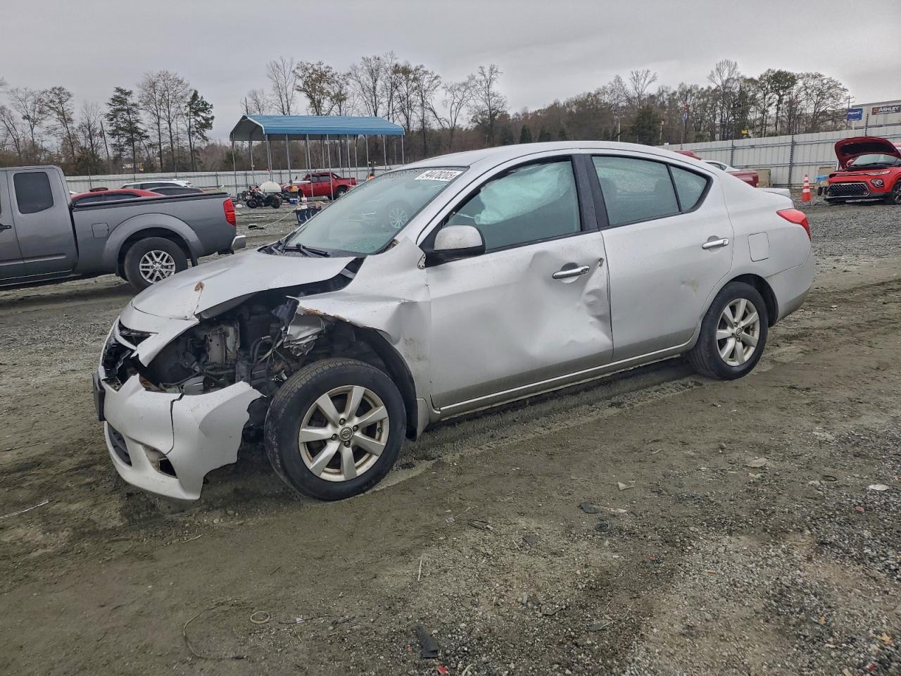 2013 Nissan Versa VIN 3N1CN7AP7DL892388 photo 1