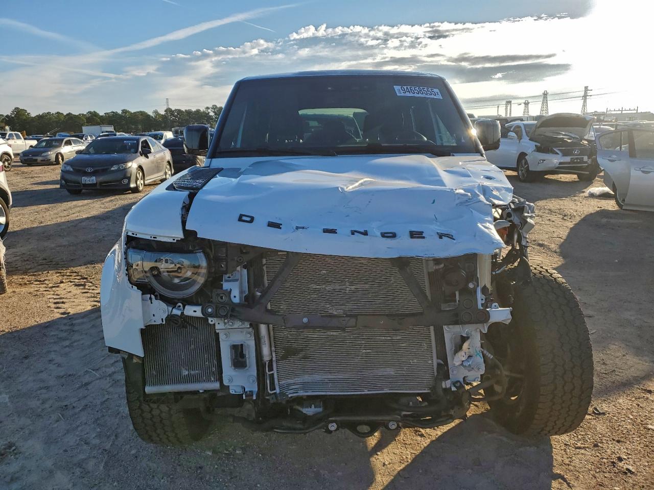 2024 Land Defender VIN SALEJ7EX2R2258239 photo 5