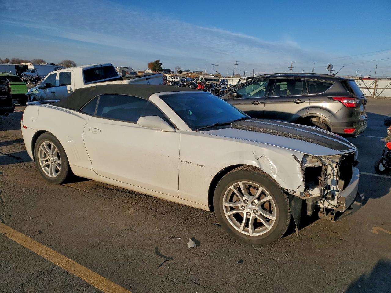 2014 Chev Camaro VIN 2G1FB3D32E9269715 photo 4