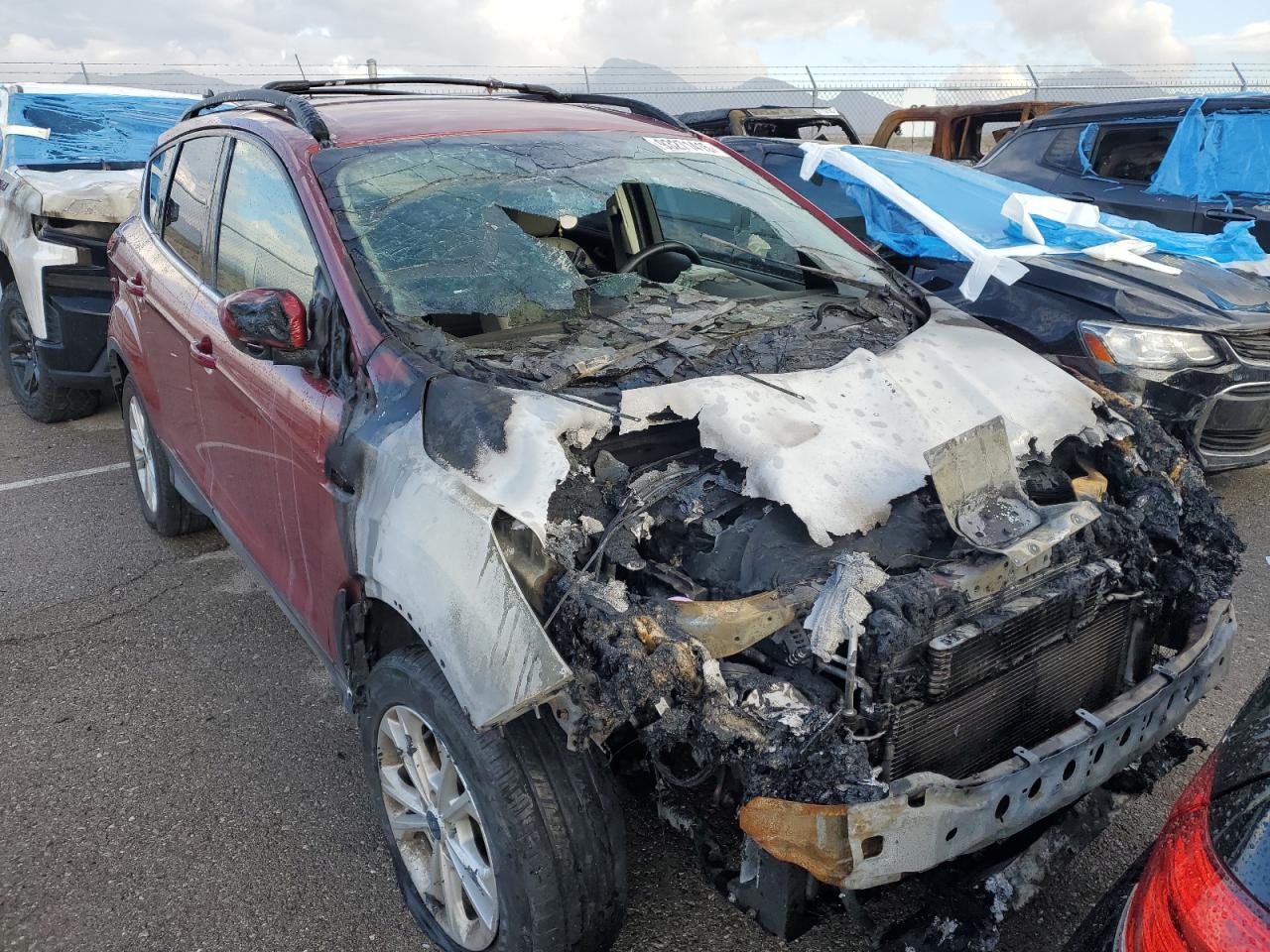 2019 Ford Escape VIN 1FMCU0HD6KUA72031 photo 5