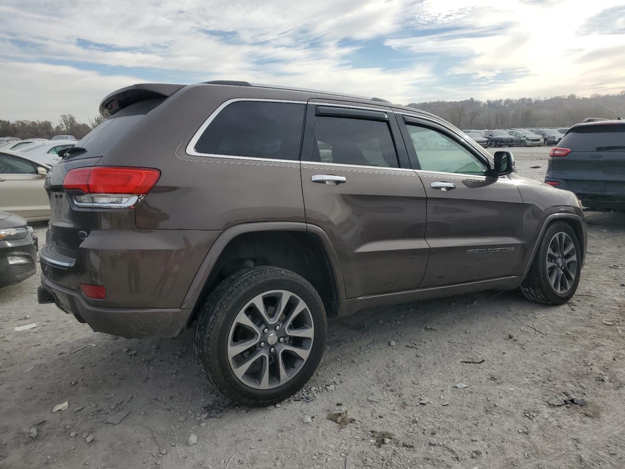 2017 Jeep Grand cher VIN 1C4RJFCG8HC729664 photo 3