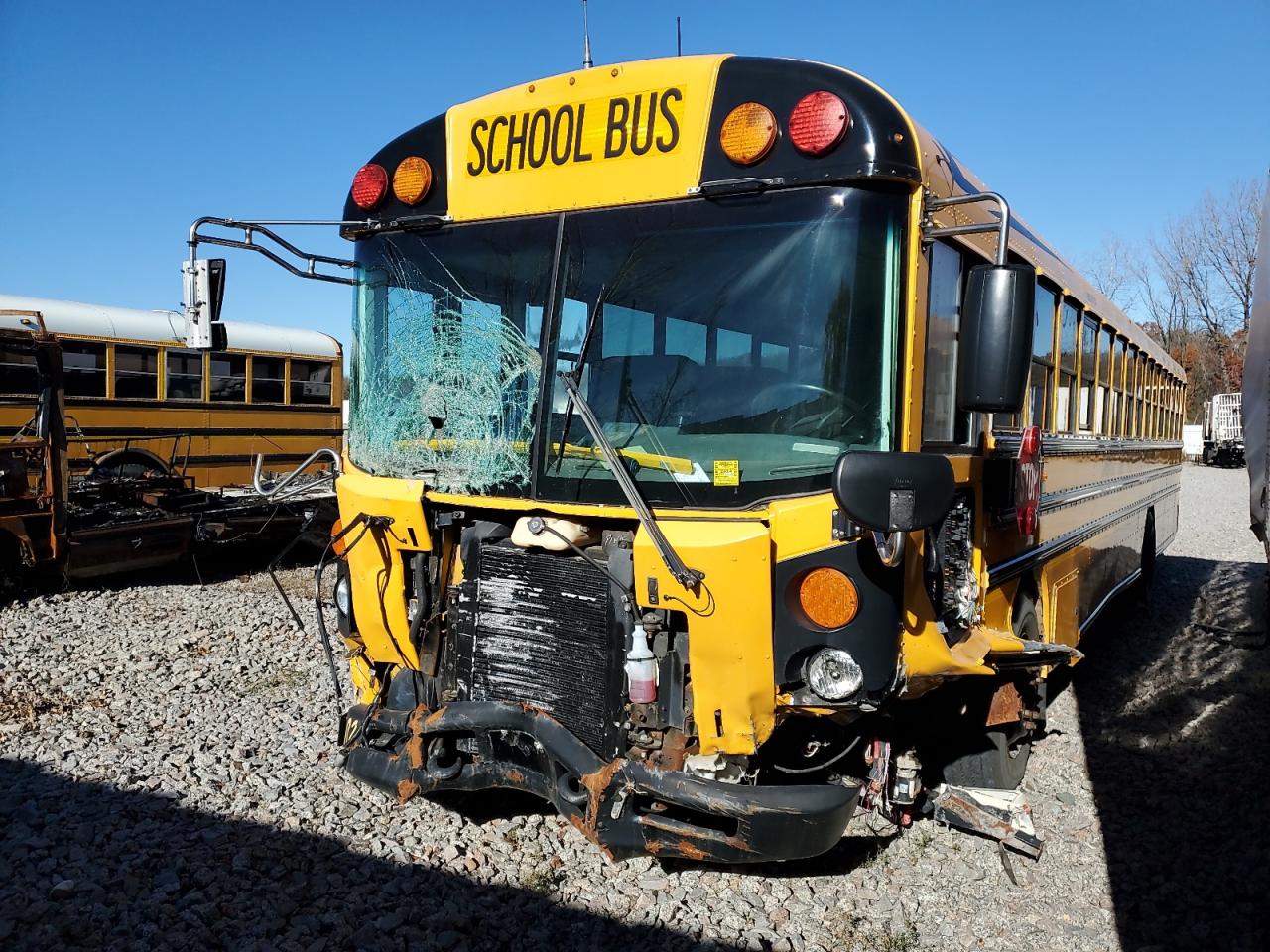 2015 BLUE All models VIN 1BABNCPA2FF311312 photo 2
