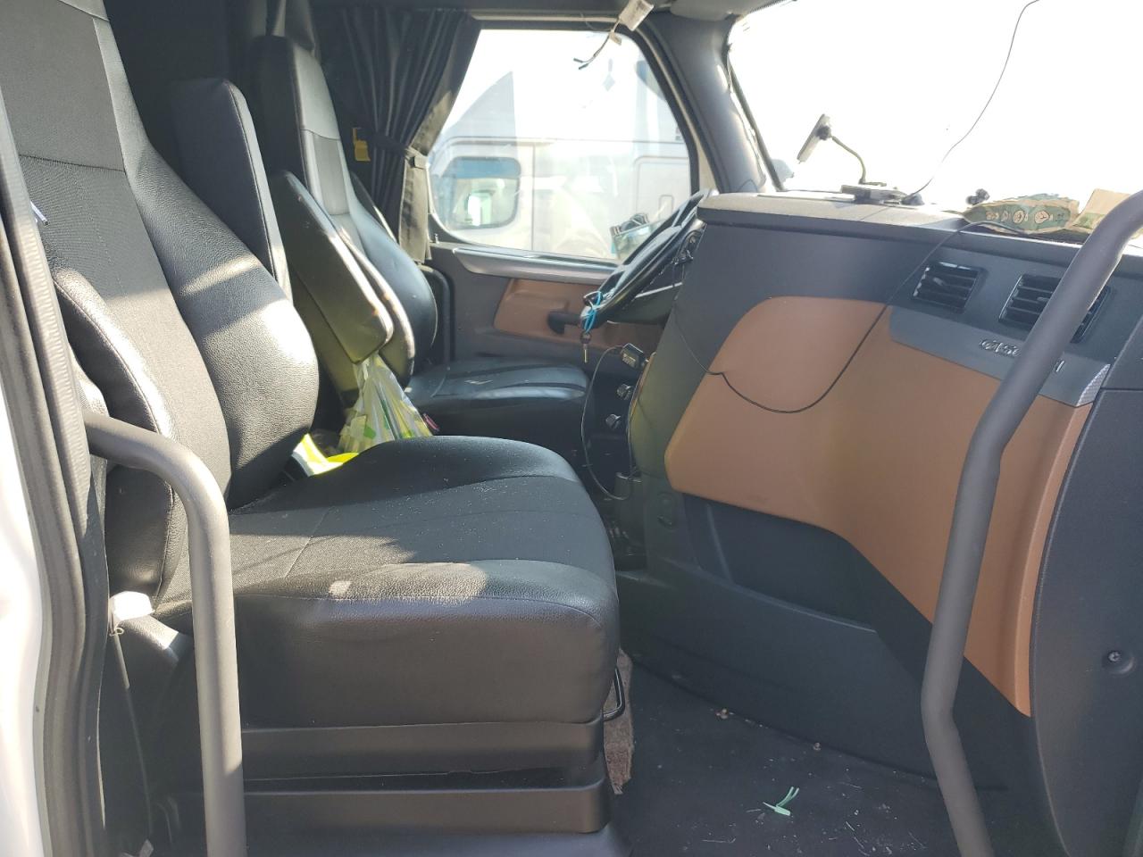 2022 FREIGHTLINER All other VIN 3AKJHHDR2NSNJ5430 photo 5