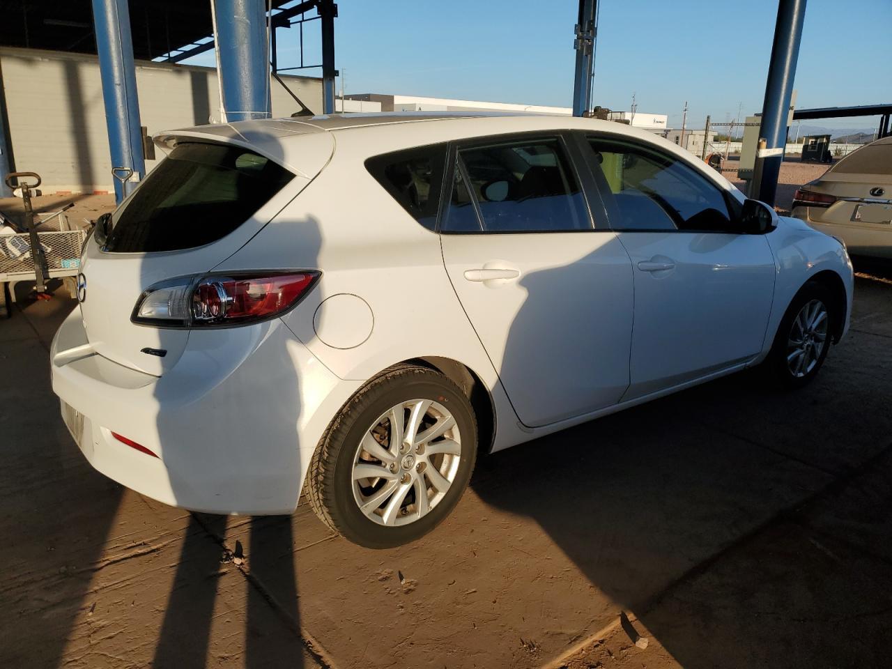 2012 Mazda 3 VIN JM1BL1L83C1530212 photo 3