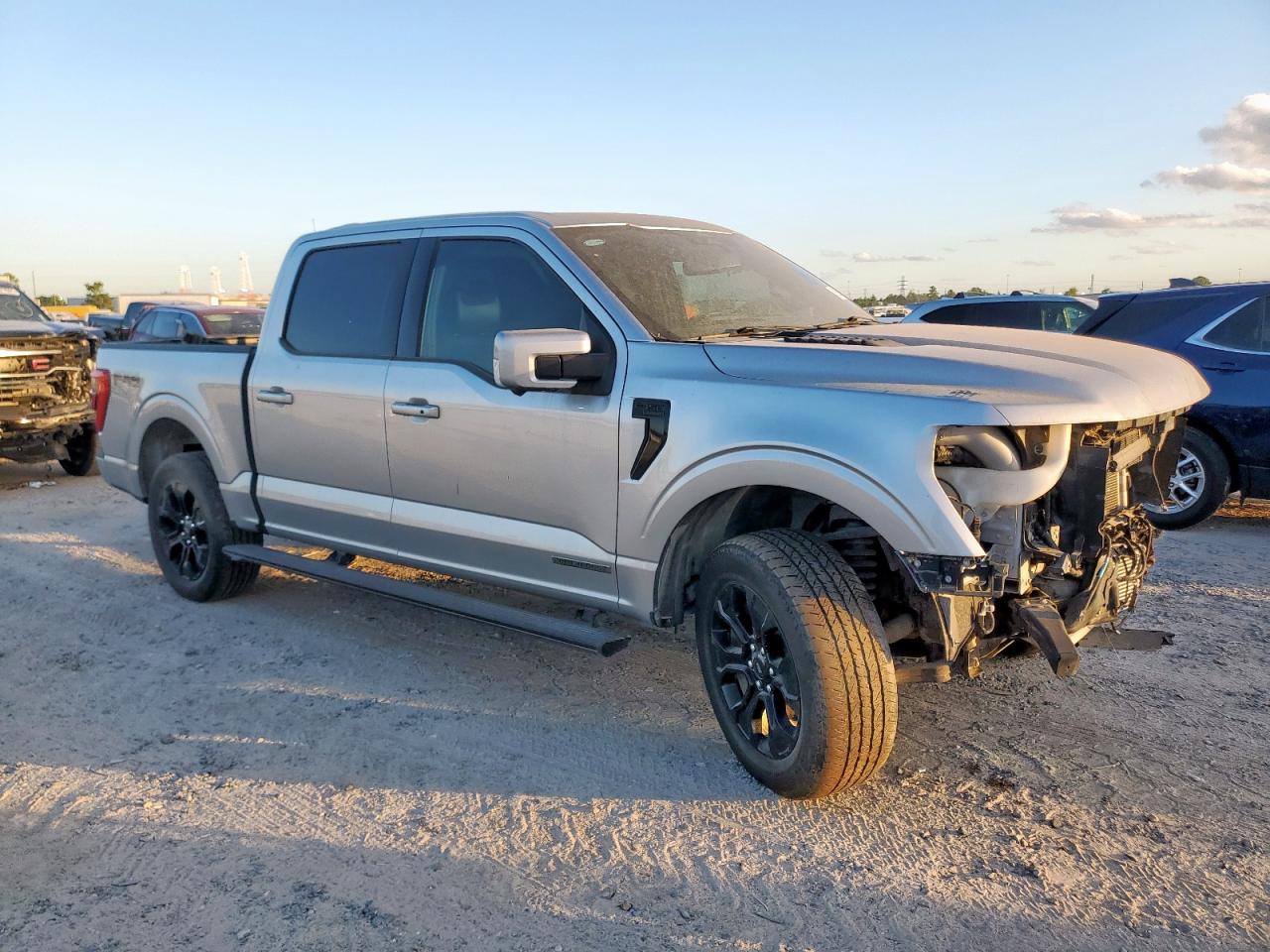 2023 Ford F-150 VIN 1FTFW1ED2PFD02455 photo 4