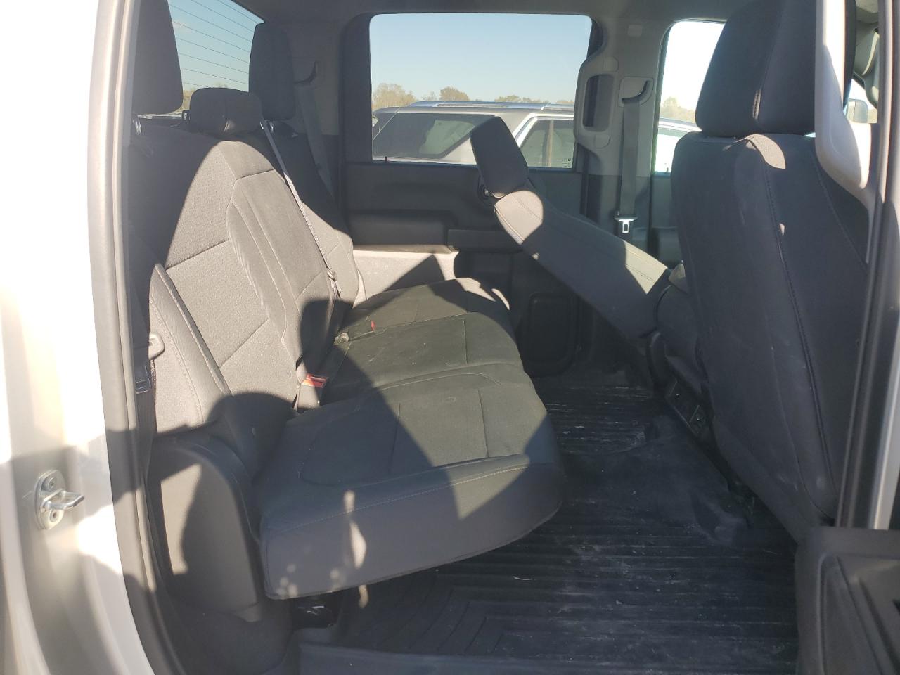 2021 Chevrolet All models VIN 1GC4YMEY6MF284589 photo 10