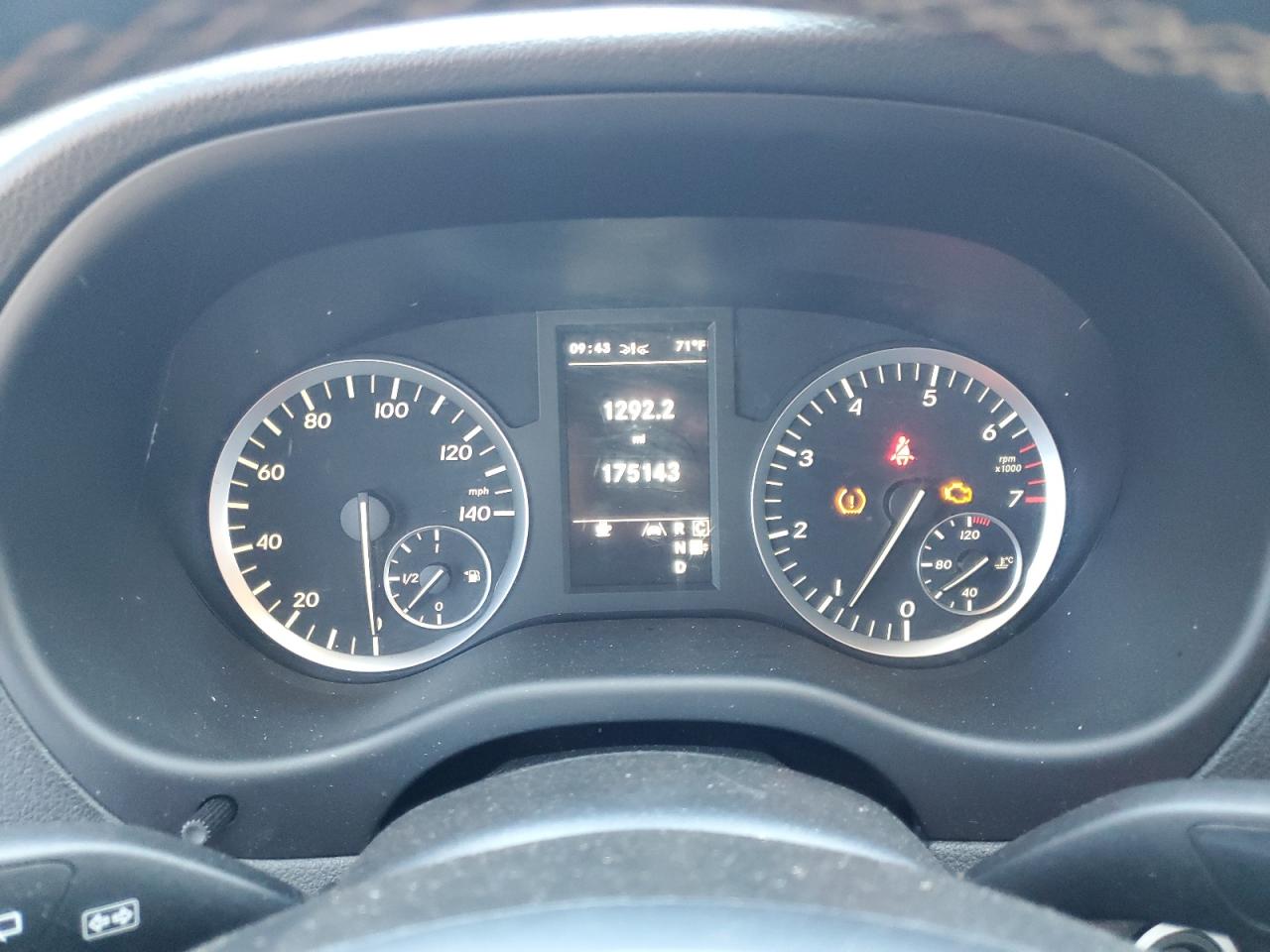 2016 Mercedes Metris VIN WD4PG2EE0G3095393 photo 9