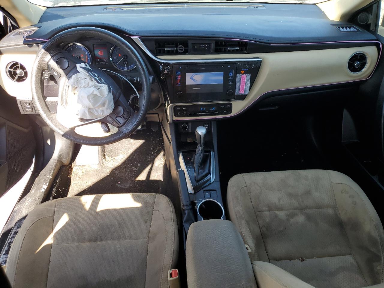 2019 Toyota Corolla VIN 2T1BURHE5KC206134 photo 8