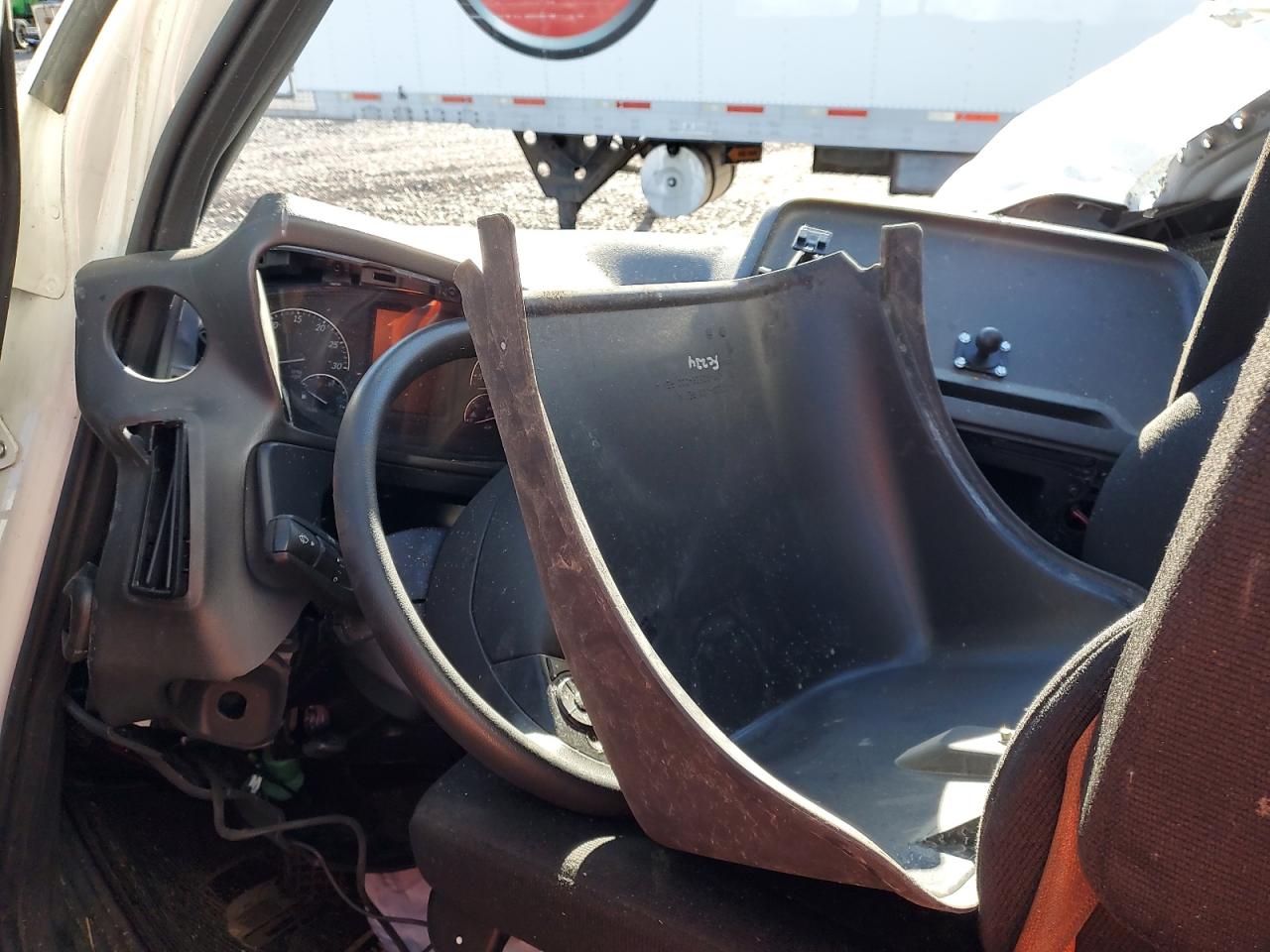 2025 FREIGHTLINER All other VIN 3ALACWFC6SDVS2498 photo 8