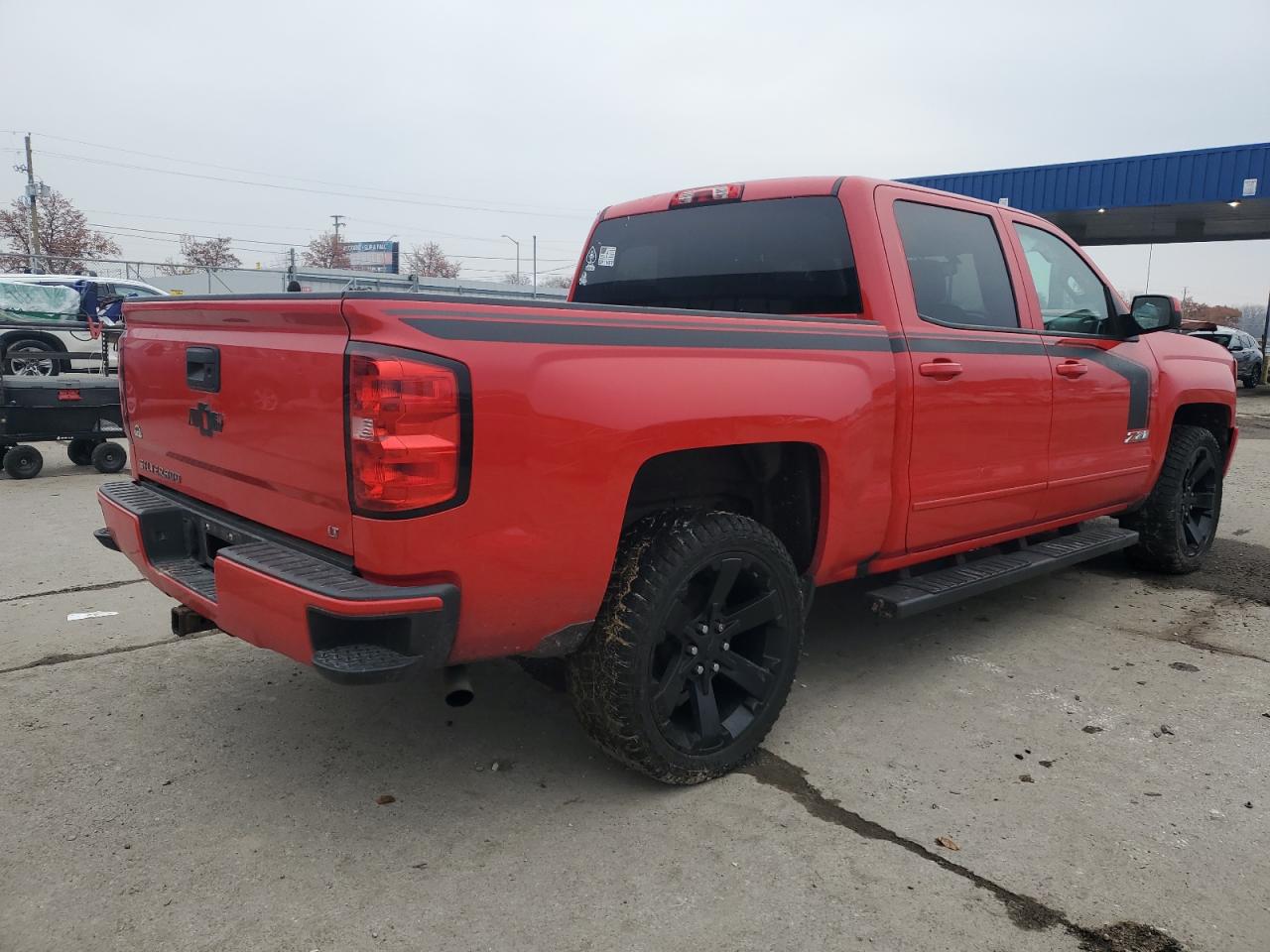 2016 Chevrolet All models VIN 3GCUKREC1GG336832 photo 3