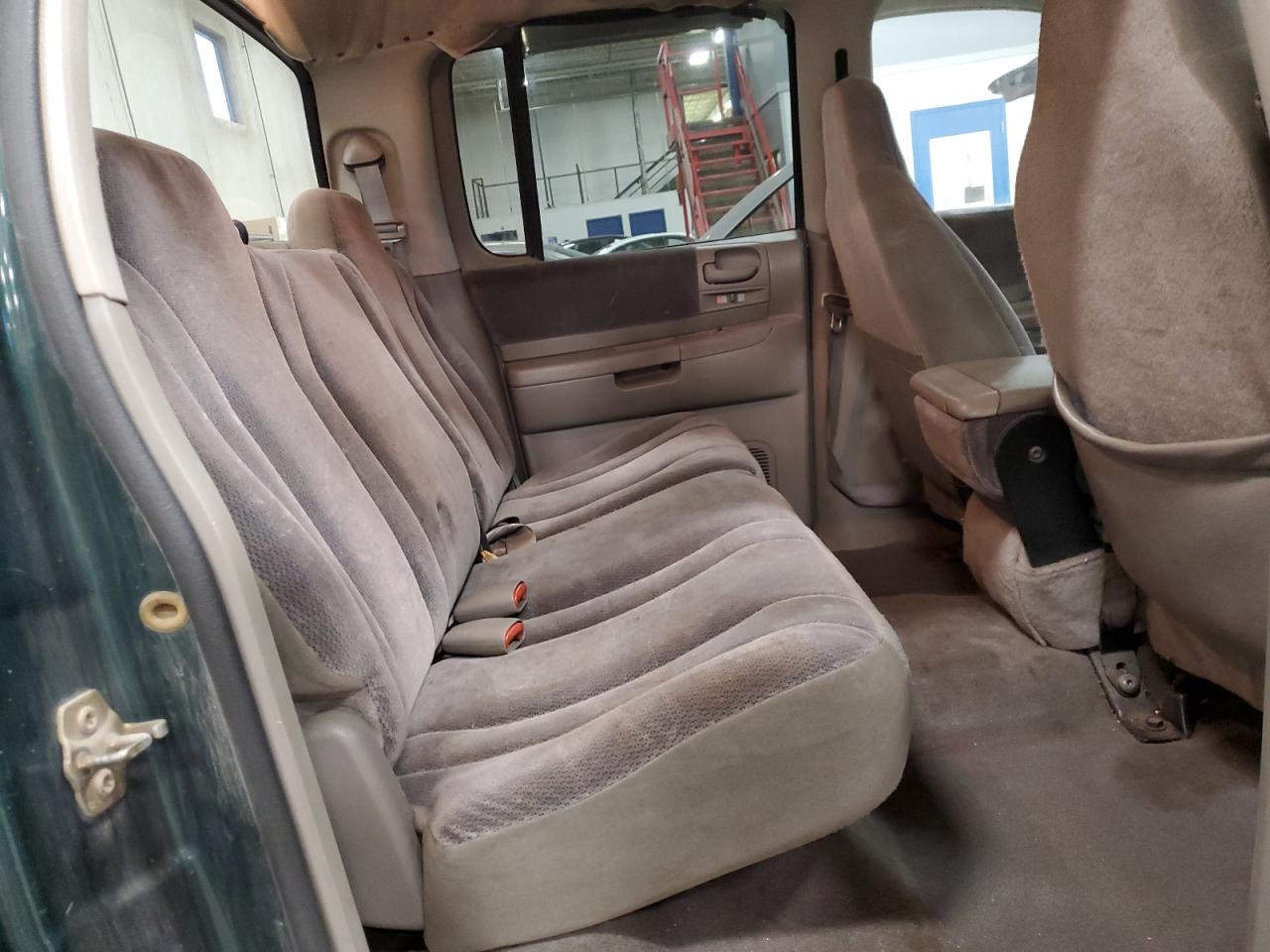 2002 Dodge Dakota VIN 1B7HG48N52S661939 photo 10