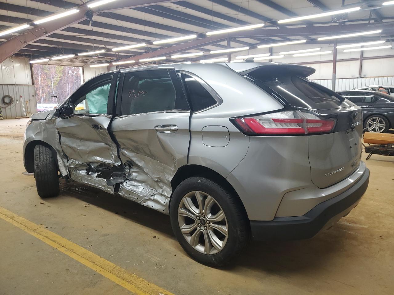 2023 Ford Edge VIN 2FMPK4K98PBA46546 photo 2