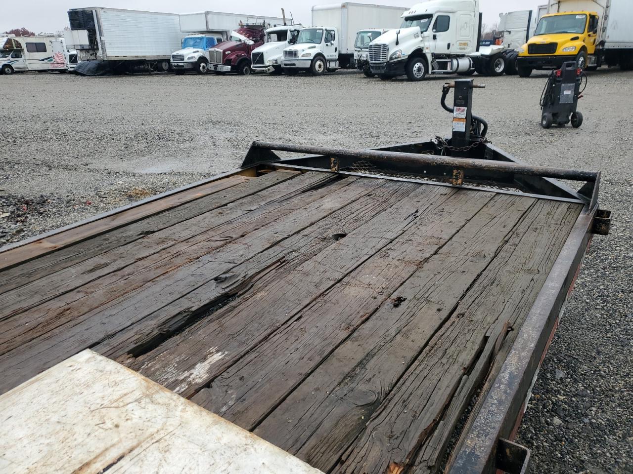 2005 5 Gn carhaul VIN 43YDC16275C039808 photo 5