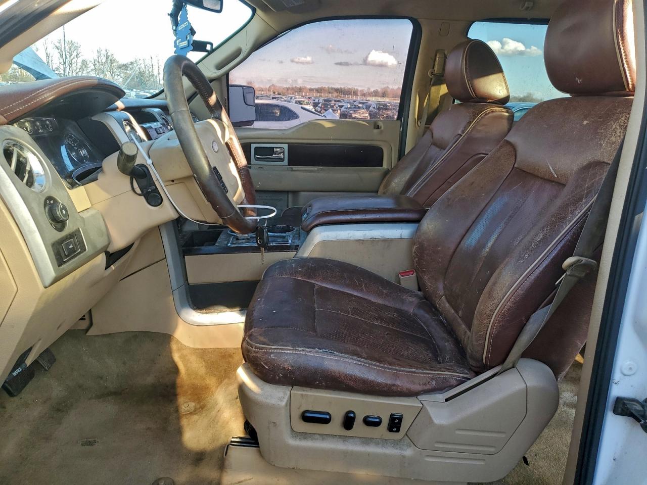 2011 Ford F150 VIN 1FTFW1EF0BKD00561 photo 7