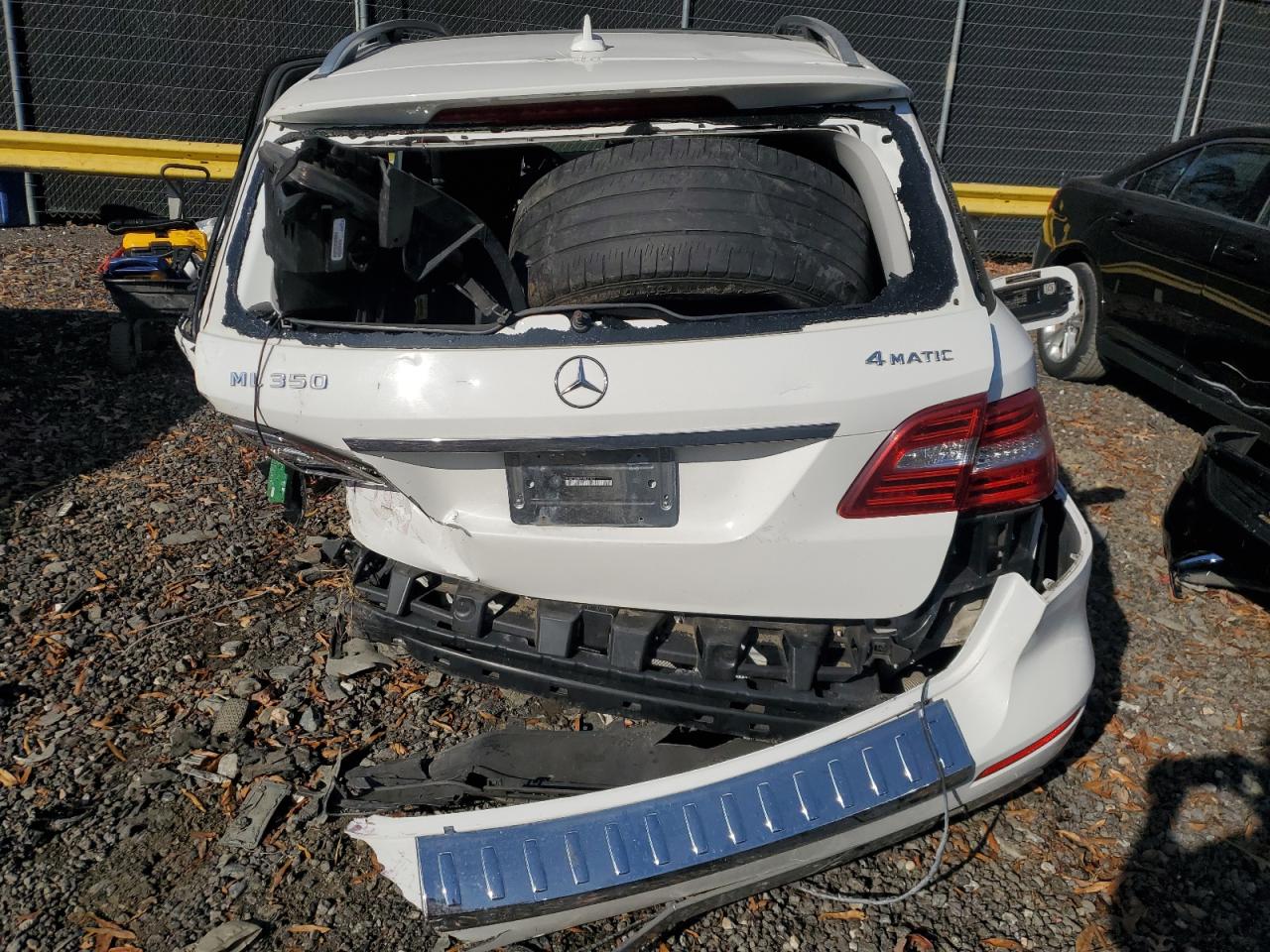 2015 M-class VIN 4JGDA5HB4FA531511 photo 6
