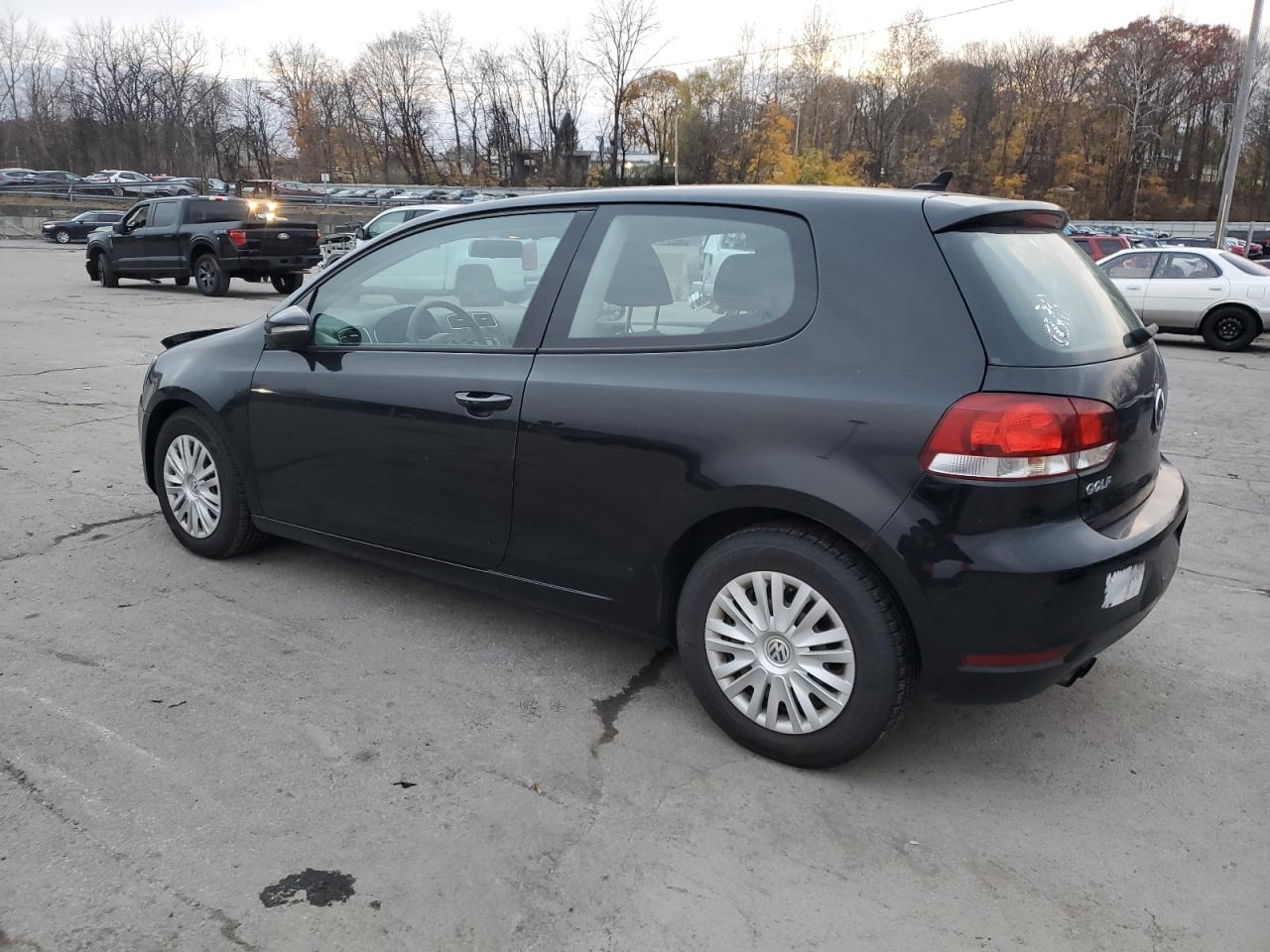 2012 Volkswagen Golf VIN WVWBA7AJ2CW140865 photo 2