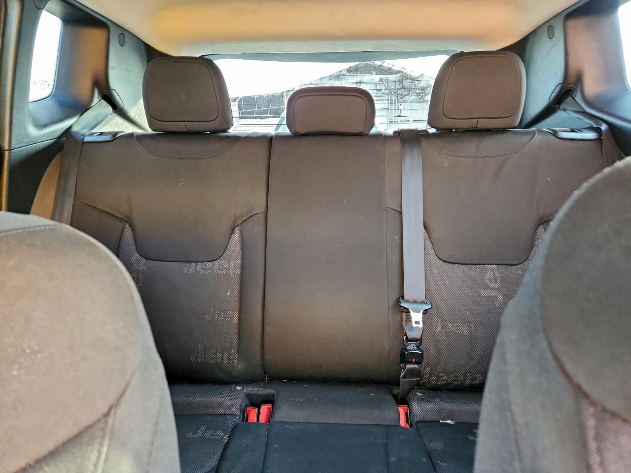 2015 Jeep Renegade VIN ZACCJAAT0FPB64545 photo 10