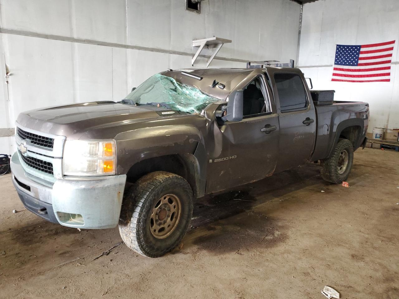 2008 Chevrolet Silverado VIN 1GCHK23628F159989 photo 1