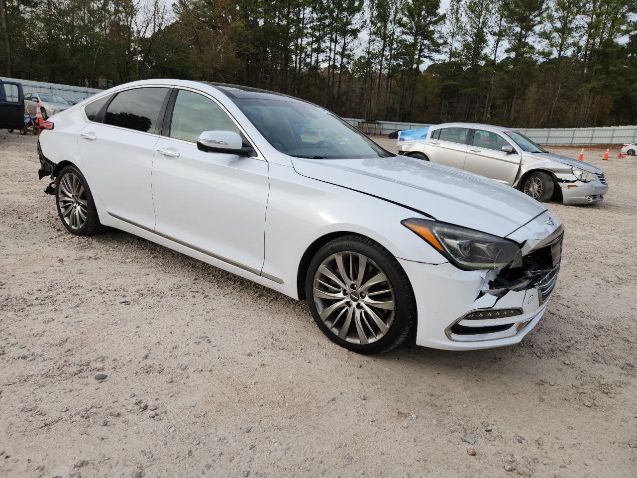 2018 Genesis G80 VIN KMHGN4JF8JU256922 photo 4