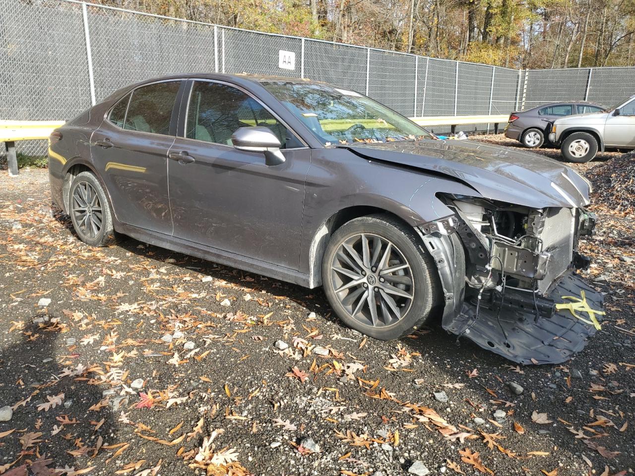 2021 Toyota Camry VIN 4T1G11AKXMU611861 photo 4