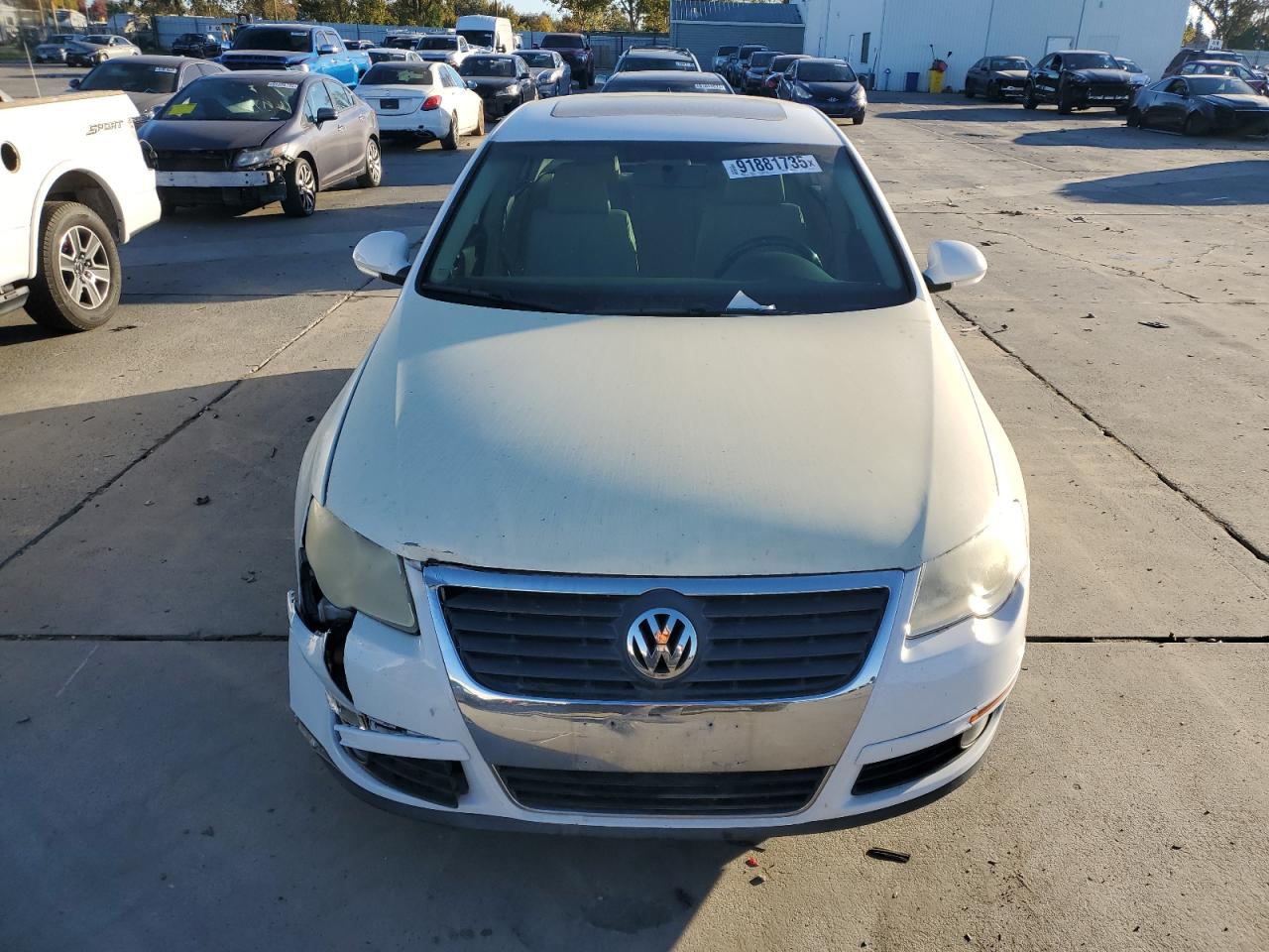 2010 Volkswagen Passat VIN WVWJM7AN6AP028776 photo 5