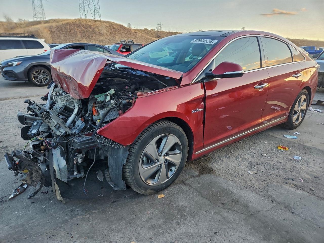 2017 Hyundai Sonata VIN KMHE34L3XHA070956 photo 1