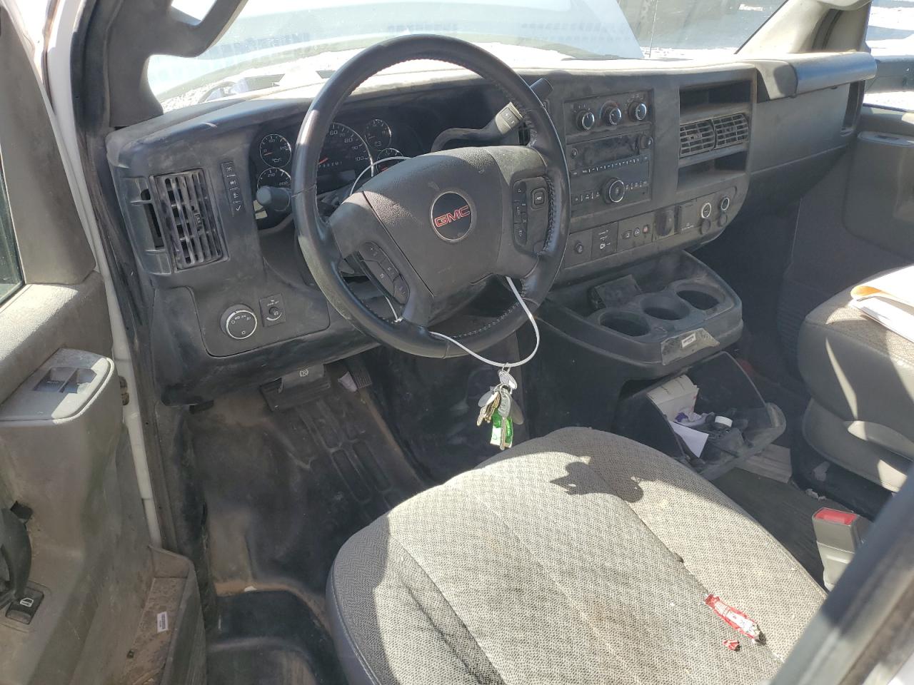 2023 GMC Savana VIN 7GZ37SC78PN009137 photo 8
