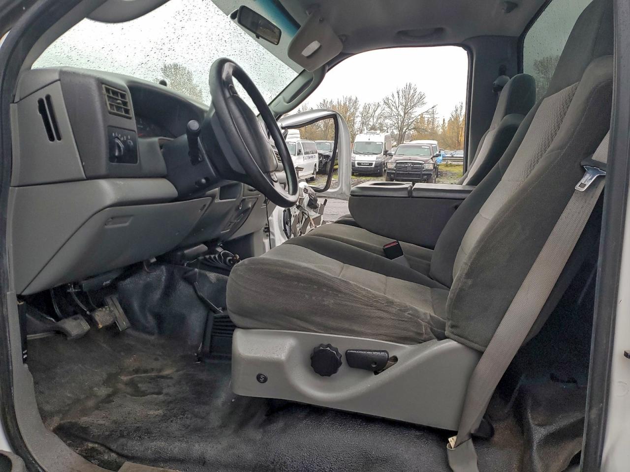2003 Ford F250 VIN 1FTNF21F43EA42827 photo 7